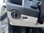 Volkswagen Transporter 2.0 TDI L2H1 102pk Omvormer kastinrichting Airco Cruise control Trekhaak 2200kg trekgewicht Telefoonvoorbereiding Usb aansluiting 2-Persoons Parkeerhulp achter 1e eigenaar Euro 6 Bestel Bpm vrij