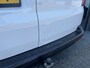 Volkswagen Transporter 2.0 TDI L2H1 102pk Omvormer kastinrichting Airco Cruise control Trekhaak 2200kg trekgewicht Telefoonvoorbereiding Usb aansluiting 2-Persoons Parkeerhulp achter 1e eigenaar Euro 6 Bestel Bpm vrij