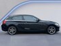BMW 1-Serie 120i High Executive 184PK /Apple Carplay/Cruise Control/Parkeersens. V+A/18''LMV/Stoelverwarming/Multifunctioneelstuurwiel/(MET GARANTIE*)