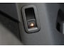 Volkswagen Golf GTE 245Pk SOH 93% Trekhaak Panodak Camera Stuur/Stoel Verwarming Parelmoer lak