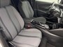 Peugeot e-2008 EV Allure 50 kWh | Apple Carplay | Cruisecontrol | 16% bijtelling | Direct leverbaar | Parkeerhulp |