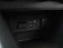 Mazda 2 1.5 e-SkyActiv-G Homura Aka met Driver Assistance pakket en dakspoiler : dealer onderhouden