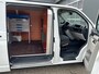 Volkswagen Transporter 2.0 TDI L2H1 102pk Kastinrichting 2200kg Trekgewicht Cruise controle Parkeerhulp achter Lang Bpm vrij 1e eigenaar Dealer onderhouden !! Euro 6