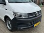 Volkswagen Transporter 2.0 TDI L2H1 102pk Kastinrichting 2200kg Trekgewicht Cruise controle Parkeerhulp achter Lang Bpm vrij 1e eigenaar Dealer onderhouden !! Euro 6