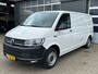 Volkswagen Transporter 2.0 TDI L2H1 102pk Kastinrichting 2200kg Trekgewicht Cruise controle Parkeerhulp achter Lang Bpm vrij 1e eigenaar Dealer onderhouden !! Euro 6