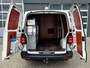 Volkswagen Transporter 2.0 TDI L2H1 102pk Kastinrichting 2200kg Trekgewicht Cruise controle Parkeerhulp achter Lang Bpm vrij 1e eigenaar Dealer onderhouden !! Euro 6