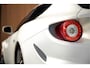 Ferrari FF 6.3 V12 Carbon Camera Lift Passengerdisplay