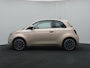 Fiat 500e La Prima automaat 42 kWh | Adaptieve Cruise Control | CarPlay | Navigatie | Parkeersensoren | Achteruitrijcamera | Stoelverwarming | LED verlichting - 12% bijtelling tot 7-2026