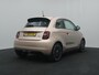Fiat 500e La Prima automaat 42 kWh | Adaptieve Cruise Control | CarPlay | Navigatie | Parkeersensoren | Achteruitrijcamera | Stoelverwarming | LED verlichting - 12% bijtelling tot 7-2026