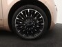Fiat 500e La Prima automaat 42 kWh | Adaptieve Cruise Control | CarPlay | Navigatie | Parkeersensoren | Achteruitrijcamera | Stoelverwarming | LED verlichting - 12% bijtelling tot 7-2026