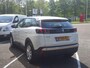 Peugeot 3008 ACTIVE 1.2 PureTech-130pk (VOL)AUTOMAAT (EAT8) Cruise & Climate control | Navigatie via Apple/Android | Parkeersensoren | LMV | BT | Stoelverwarming
