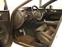 Volvo XC60 2.0 T8 Twin Engine AWD R-Design Lucht vering
