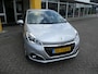 Peugeot 208 1.2 PureTech Blue Lion AIRCO/ NAVIGATIE/ APPLE CAR PLAY/ANDROID AUTO/ PARK ASSIST/ MISTLAMPEN/ TREKHAAK/ ETC... PEUGEOT DEALER ONDERHOUDEN! RIJKLAAR!