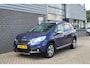 Peugeot 2008 1.2 VTi Allure / Automaat / Panoramadak / Navigatie / N.A.P.