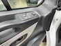 Renault Trafic 1.6 dCi L1H1 Airco Cruise control Parkeersensoren achter 3-Persoons Navigatiesysteem Achterruitrij camera 1e eigenaar Euro 5 Bpm vrij voor particulier gebruik!! Kantoorinrichting