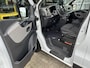 Renault Trafic 1.6 dCi L1H1 Airco Cruise control Parkeersensoren achter 3-Persoons Navigatiesysteem Achterruitrij camera 1e eigenaar Euro 5 Bpm vrij voor particulier gebruik!! Kantoorinrichting