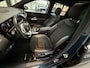 Mercedes-Benz B-klasse 180 Business Solution AMG CAMERA / AMG LINE / PANO / NL AUTO / NAVI
