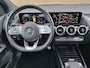 Mercedes-Benz B-klasse 180 Business Solution AMG CAMERA / AMG LINE / PANO / NL AUTO / NAVI