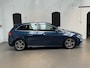 Mercedes-Benz B-klasse 180 Business Solution AMG CAMERA / AMG LINE / PANO / NL AUTO / NAVI