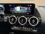 Mercedes-Benz B-klasse 180 Business Solution AMG CAMERA / AMG LINE / PANO / NL AUTO / NAVI