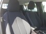 Peugeot e-208 ACTIVE PACK 50kWh 136pk 1-fase 12% BIJTELLING Cruise & Climate control | Parkeersensoren achter | Navigatie via Apple&Android | Bluetooth | LM-velgen