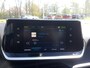 Peugeot e-208 ACTIVE PACK 50kWh 136pk 1-fase 12% BIJTELLING Cruise & Climate control | Parkeersensoren achter | Navigatie via Apple&Android | Bluetooth | LM-velgen