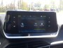 Peugeot e-208 ACTIVE PACK 50kWh 136pk 1-fase 12% BIJTELLING Cruise & Climate control | Parkeersensoren achter | Navigatie via Apple&Android | Bluetooth | LM-velgen