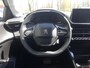 Peugeot e-208 ACTIVE PACK 50kWh 136pk 1-fase 12% BIJTELLING Cruise & Climate control | Parkeersensoren achter | Navigatie via Apple&Android | Bluetooth | LM-velgen