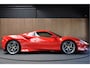 Ferrari F8 Spider 3.9 V8 HELE Daytona Seats Passengerdisplay CarPlay Rosso Corsa