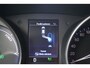 Toyota C-HR 1.8 Hybrid Bi-Tone Autom Leder Stoelverw Navi Camera Clima Apple Carplay 2x PDC Dodehoek Botswaarschuwing LMV ENZ.