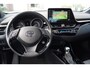 Toyota C-HR 1.8 Hybrid Bi-Tone Autom Leder Stoelverw Navi Camera Clima Apple Carplay 2x PDC Dodehoek Botswaarschuwing LMV ENZ.