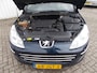 Peugeot 407 SW 2.0 GT ( APK KEURING BIJ AFLEVERING! )