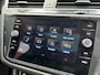 Volkswagen Tiguan 1.4 TSI R-Line,LED,Pano,Digi Display,Elekt Trekhk,Adapt Cruise