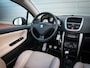 Peugeot 207 CC 1.6 VTi Griffe | Airco | Audio | Leer | Lichtmetaal | Pdc | Stoelverwarming |