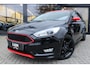 Ford Focus Wagon 1.5 EcoBoost Titanium ST-LINE >>KOELVLOEISTOFVERBRUIK<< 183pk + DEALERONDERHOUDEN +XENON + NAVIGATIE + LM VELGEN