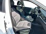 Kia Niro DynamicPlusLine 64 kWh | Airco | Navi | Camera | Stoelverwarming | Stuurverwarming | Privacy Glass | 3-FASE |