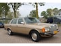 Mercedes-Benz 200-Serie 200-280 (W123) D NL AUTO NAP IN TOP STAAT BJ 1982