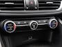 Alfa Romeo Giulia 2.9 V6 Quadrifoglio | Handgeschakeld | Performance edition | Origineel Nederlands | Keramische remmen |