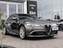 Alfa Romeo Giulia 2.9 V6 Quadrifoglio | Handgeschakeld | Performance edition | Origineel Nederlands | Keramische remmen |