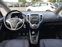 Hyundai ix20 1.4i i-Drive, Airco, Elektrische ramen voor, Elektrische spiegels, Radio/CD/Aux/USB, Licht metalen velgen, Centrale vergrendeling met afstandsbediening, Multimedia bediening op stuurwiel ,Armsteun voor en achter, Achterbank in delen inklapbaar, Nette auto inclusief BOVAG garantie