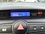 Hyundai ix20 1.4i i-Drive, Airco, Elektrische ramen voor, Elektrische spiegels, Radio/CD/Aux/USB, Licht metalen velgen, Centrale vergrendeling met afstandsbediening, Multimedia bediening op stuurwiel ,Armsteun voor en achter, Achterbank in delen inklapbaar, Nette auto inclusief BOVAG garantie