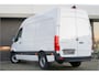 Mercedes-Benz Sprinter 319 3.0 V6 CDI L2H2 | MBUX | Camera | Stoelverwarming | Apple carplay/android Auto | Cruise