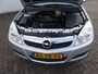 Opel Vectra 1.8-16V Sedan Cosmo ( APK KEURING BIJ AFLEVERING! )