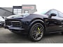 Porsche Cayenne 3.0 E-Hybrid | Sport Chrono | Bose Sound | Panorama | Luchtvering | Trekhaak | Adaptieve Cruise | 360 camera | NAP