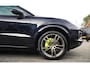 Porsche Cayenne 3.0 E-Hybrid | Sport Chrono | Bose Sound | Panorama | Luchtvering | Trekhaak | Adaptieve Cruise | 360 camera | NAP