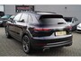 Porsche Cayenne 3.0 E-Hybrid | Sport Chrono | Bose Sound | Panorama | Luchtvering | Trekhaak | Adaptieve Cruise | 360 camera | NAP