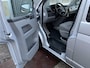 Volkswagen Transporter 2.5 TDI 340 Trendline DC Youngtimer Btw vrij Airco Cruise controle Trekhaak 2500kg Dubbele cabine Schuifdeur Camera Marge btw vrij Motor verbruikt koelwater !!