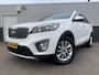 Kia Sorento 2.2 CRDi 4WD VAN ExecutiveLine Limited Automaat Kia Sorento 2.2 CRDi 4WD VAN  ExecutiveLine Limited Automaat Grijskenteken incl: Lederen stoelen, Stuurwiel en stoel verwarming, Navigatie, Parkeerhulpcamera, LM velgen.