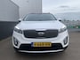 Kia Sorento 2.2 CRDi 4WD VAN ExecutiveLine Limited Automaat Kia Sorento 2.2 CRDi 4WD VAN  ExecutiveLine Limited Automaat Grijskenteken incl: Lederen stoelen, Stuurwiel en stoel verwarming, Navigatie, Parkeerhulpcamera, LM velgen.