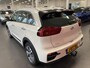 Kia Niro DynamicLine 64 kWh FABRIEKSGARANTIE T/M 08-2027 of 150.000km, €2.000,- Subsidie mogelijk, Trekhaak,Stoelverwarming